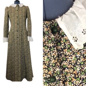 Vintage Cottagecore Robe Floral House Dress Grandma Quilted Nightgown Pockets